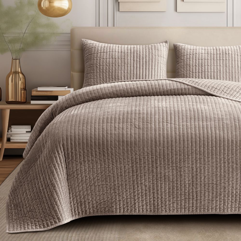 Wonderful Bedding Modern Striped Velvet 3-Piece Quilt Set Wonderful