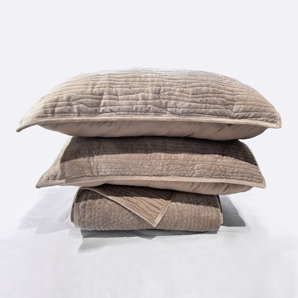 Wonderful Bedding Wood-Grain Velvet 3-Piece Quilt Set Wonderful