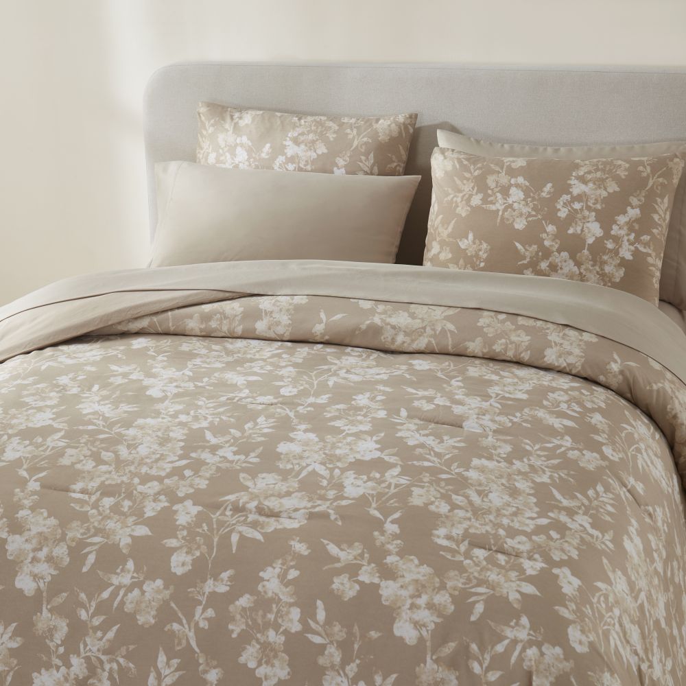 Wonderful Bedding Gradient Floral Printed 7-Piece Comforter Set-
