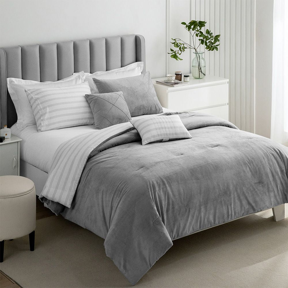 Wonderful Bedding Gray Striped 5-Piece Comforter Set - 350 Mesh (140T)-