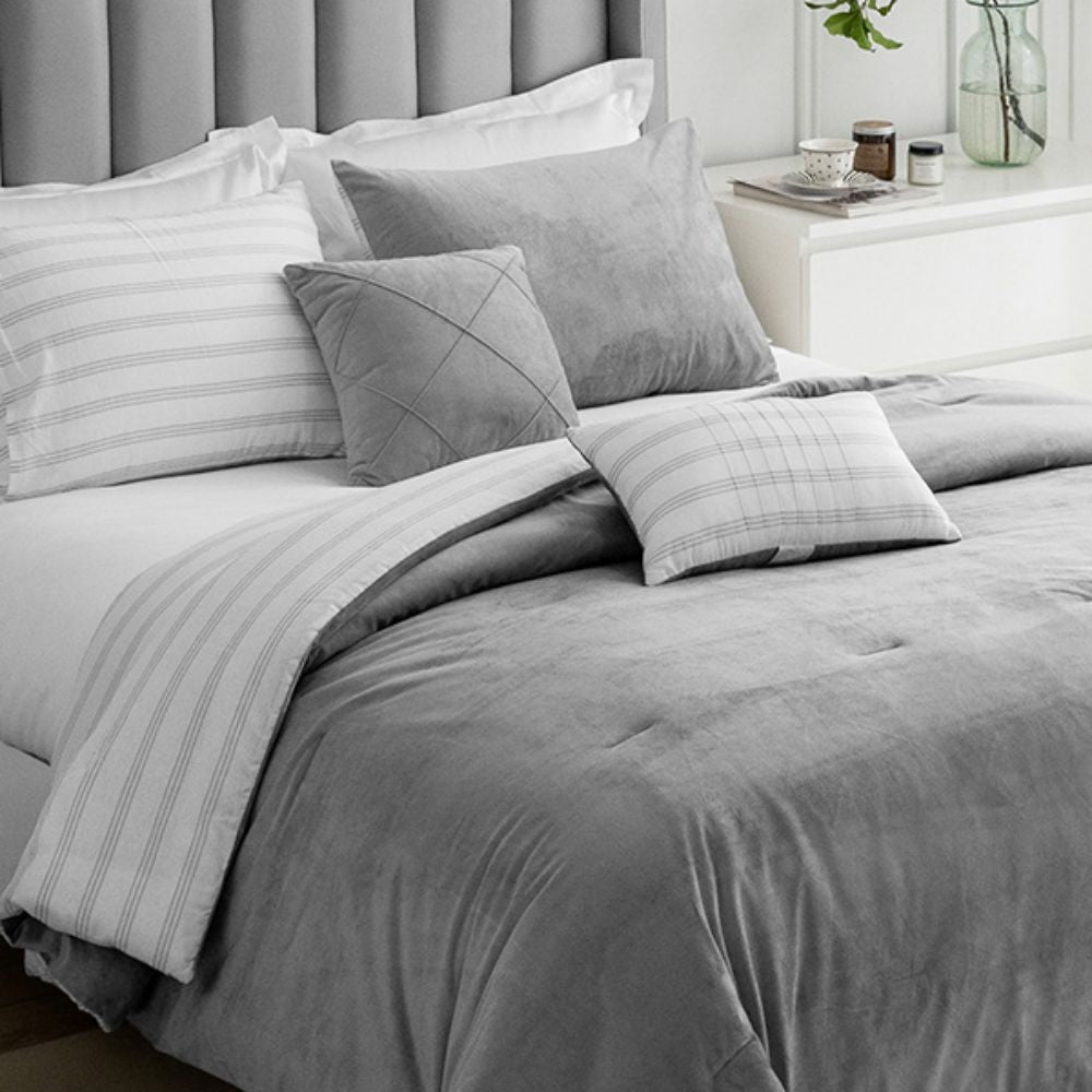 Wonderful Bedding Gray Striped 5-Piece Comforter Set - 350 Mesh (140T)-Gray-Full/Queen-