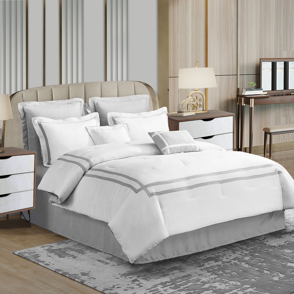 Wonderful Bedding Luxury Hotel-Style 8-Piece Comforter Set Wonderful