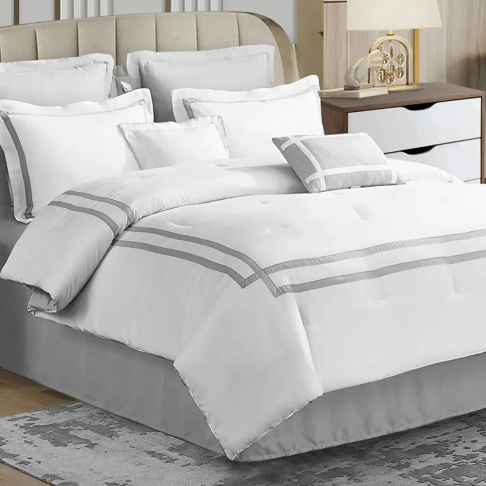 Wonderful Bedding Luxury Hotel-Style 8-Piece Comforter Set Wonderful