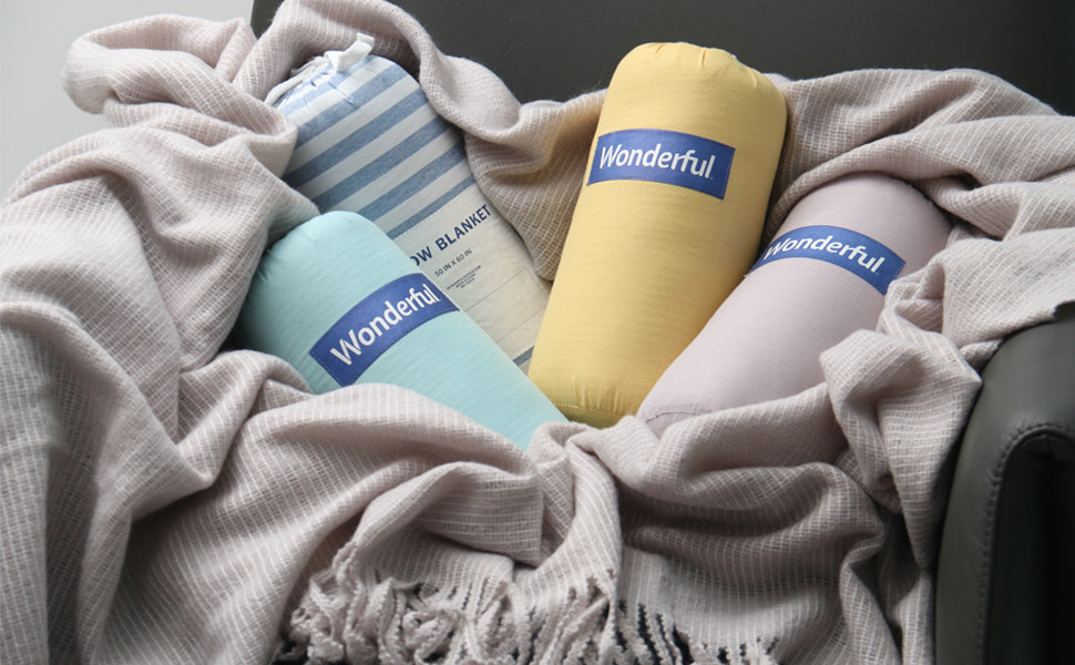 Wonderful Bedding Lightweight Knit Throw Blanket with Fringe-