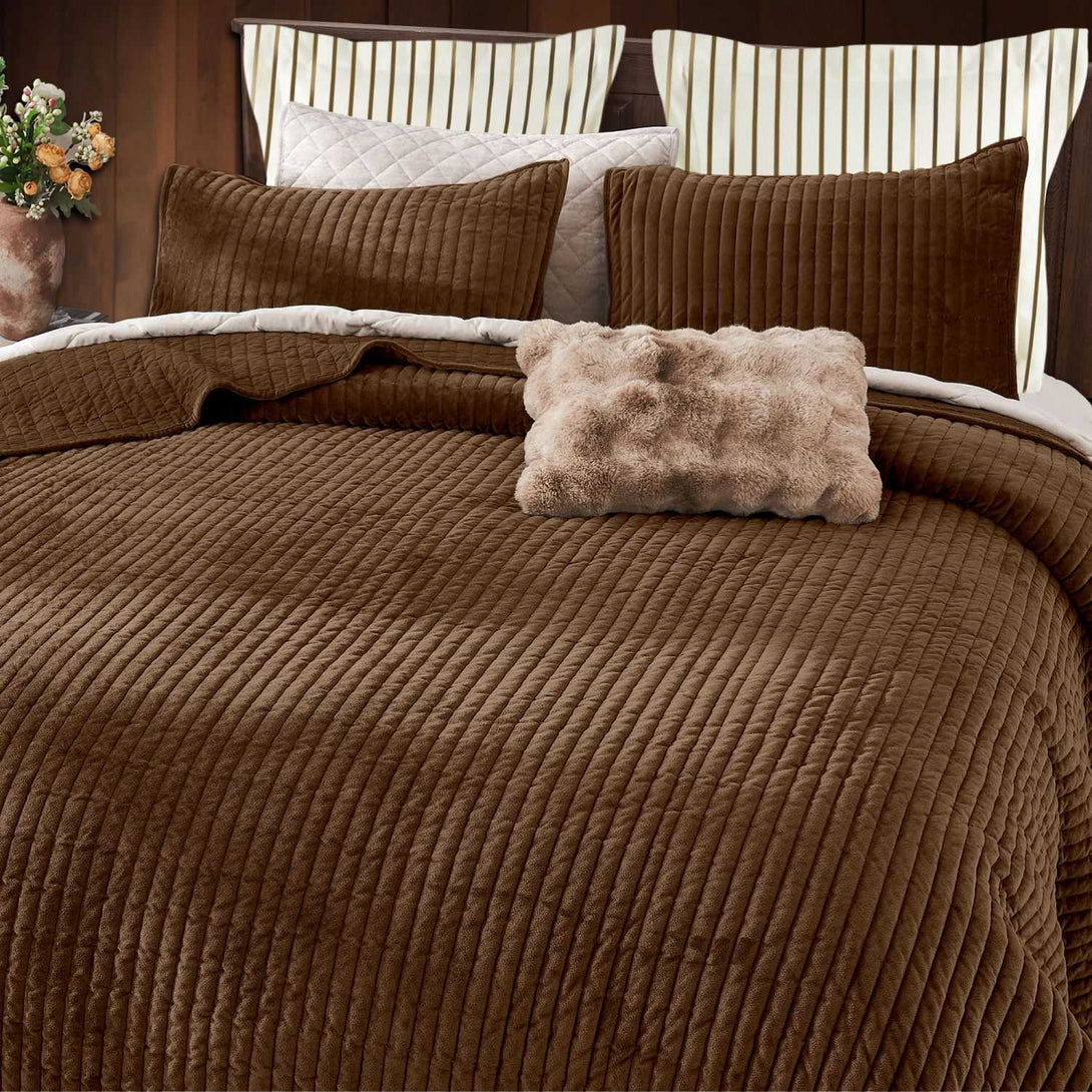 Wonderful 3-Piece Velvet Modern Stripe Quilt Set-Cocoa Brown-Full/Queen-