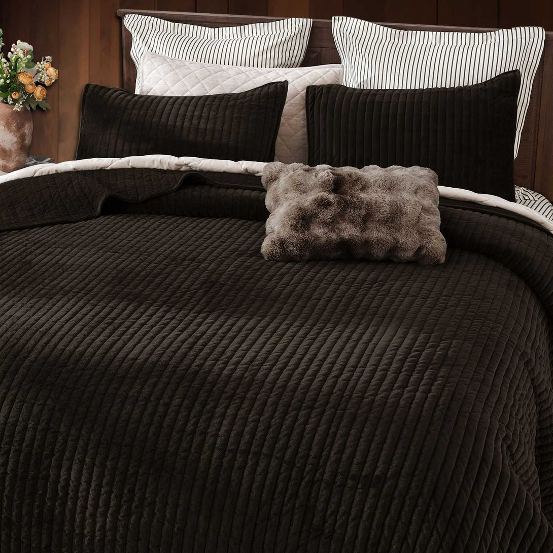 Wonderful 3-Piece Velvet Modern Stripe Quilt Set-Brown-black-Full/Queen-