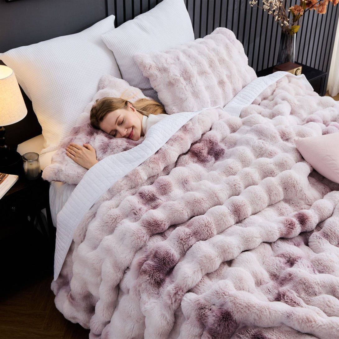 Wonderful Fluffy Faux Rabbit Fur Luxury 3-Piece Plush Velvet Comforter Set, Tie-Dye Plush Bedding-