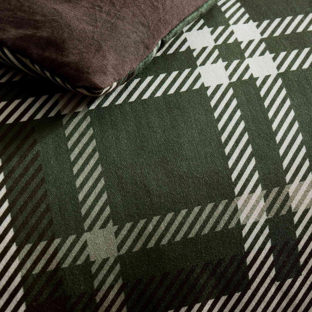 Wonderful Plaid Faux Wool Comforter Set – 3-Piece Cozy & Stylish All-Season Bedding-