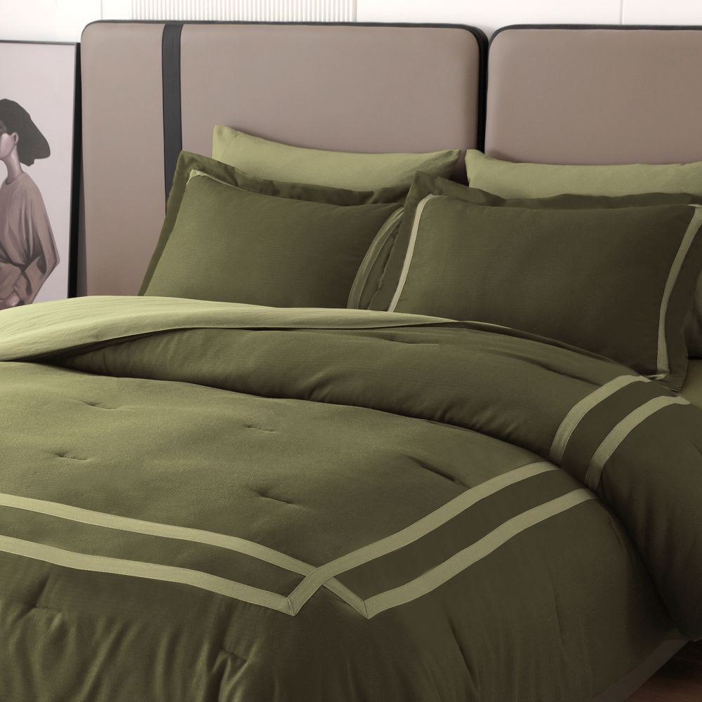 Wonderful Bedding Luxury Hotel-Style 7-Piece Comforter Set-