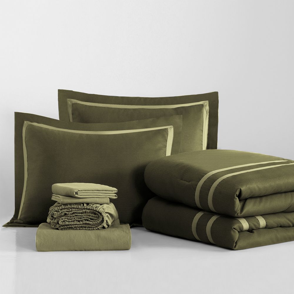 Wonderful Bedding Luxury Hotel-Style 7-Piece Comforter Set-