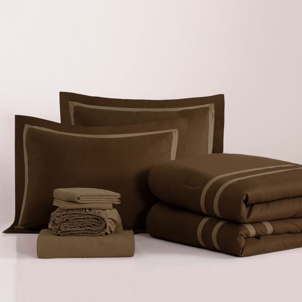 Wonderful Bedding Luxury Hotel-Style 7-Piece Comforter Set-
