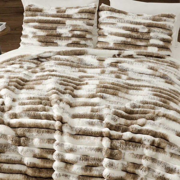 Wonderful Faux Rabbit Fur 3-Piece Comforter Set, Tie-Dye & Striped Luxury Bedding